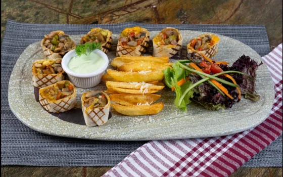 avokadolu cheddarli beef wrap