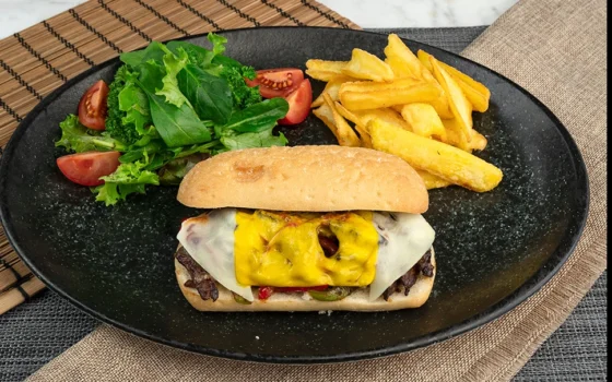 biftekli cheddarli sandvic