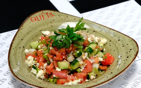 tulum peynirli salata